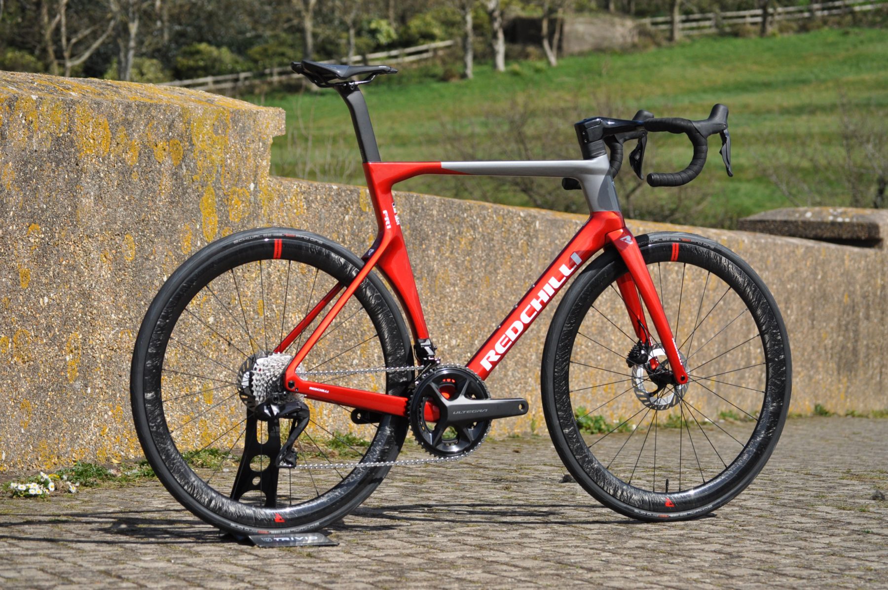 Redchilli FR1 Redchilli FR1