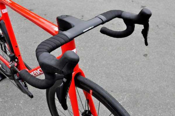 Redchilli SR1-Red.g Redchilli SR1-Red.g