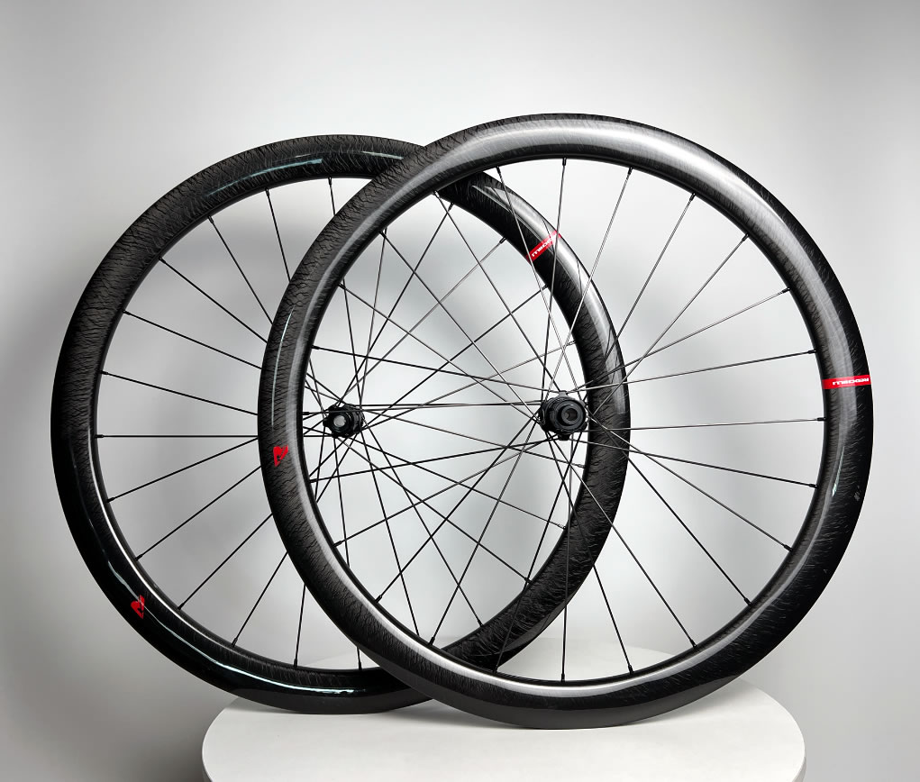Choosing an Aero Wheelset for Road Racing Choosing an Aero Wheelset for Road Racing